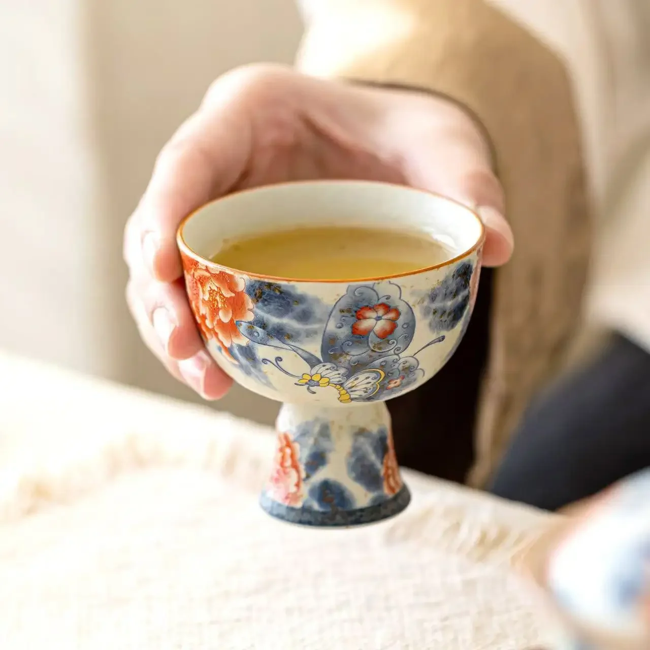 2PC 100ML Caramel Glaze Butterfly Dance Peony Tall Cup Ceramic Master Cup Chinese Retro KungFu TeaSet Gift Household TeaCup List