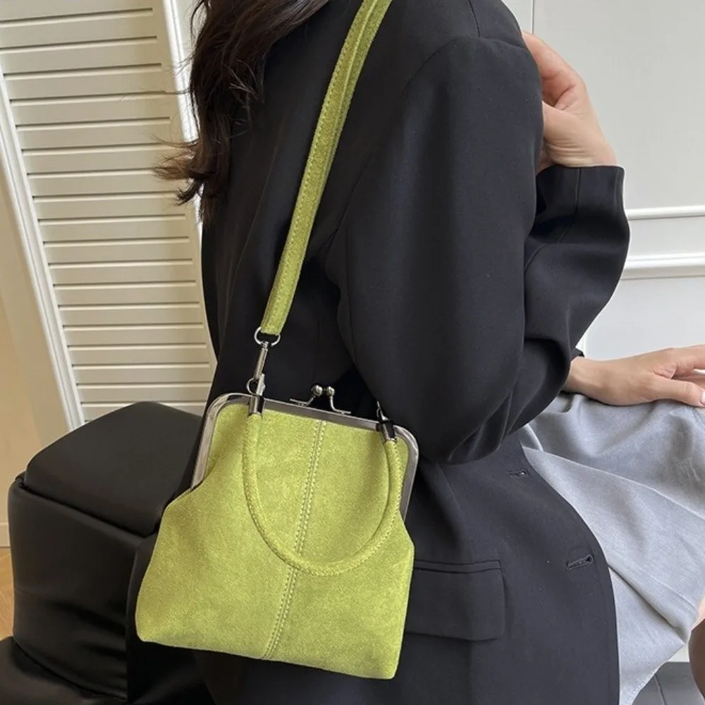 

Large Capacity Retro Frosted Handbag Kiss Lock Short Handle Leather Crossbody Bag PU Clip Closure Clutch Shoulder Bag