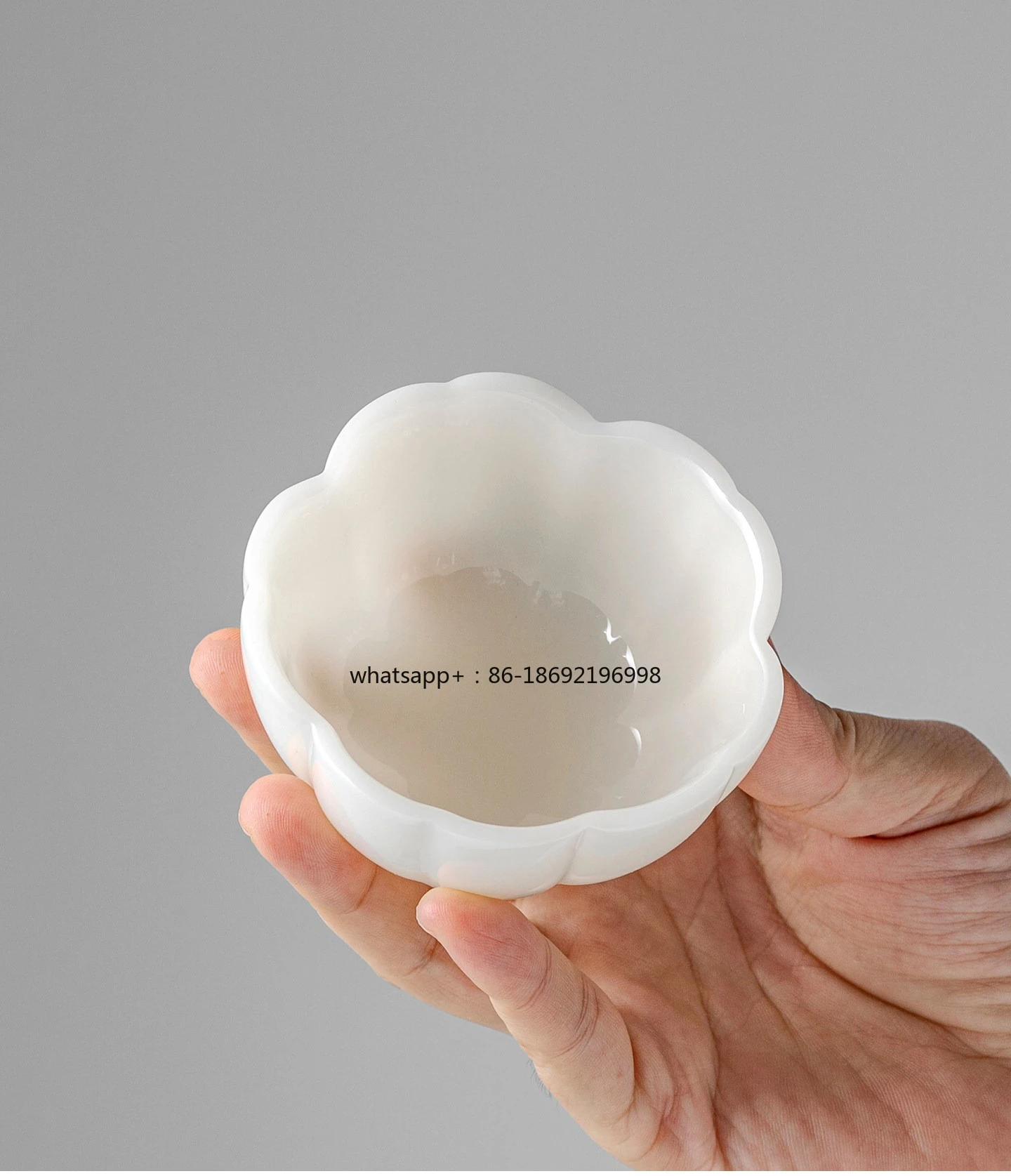 

Чайная пара из керамики Ice Jade Porcelain Petal, 100 мл, в подарочной коробке, для чайной церемонии Кунг-фу