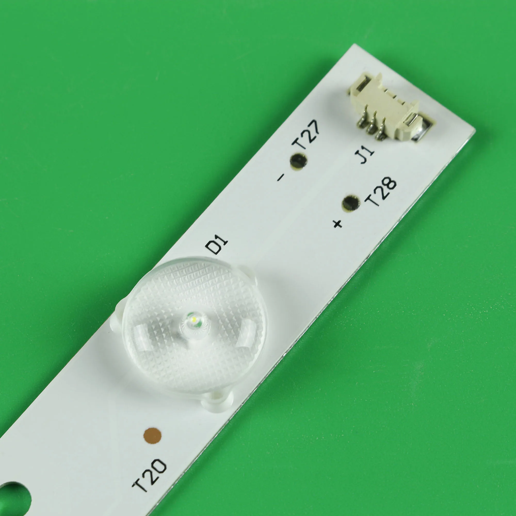 شريط إضاءة خلفي LED لـ MTV-4128LTA2 LSC400HN01 LT-40C540 LT-40E71(A) LED40D11-ZC14-03(B) 30340011206 LED40D11-01(A) 30340011209