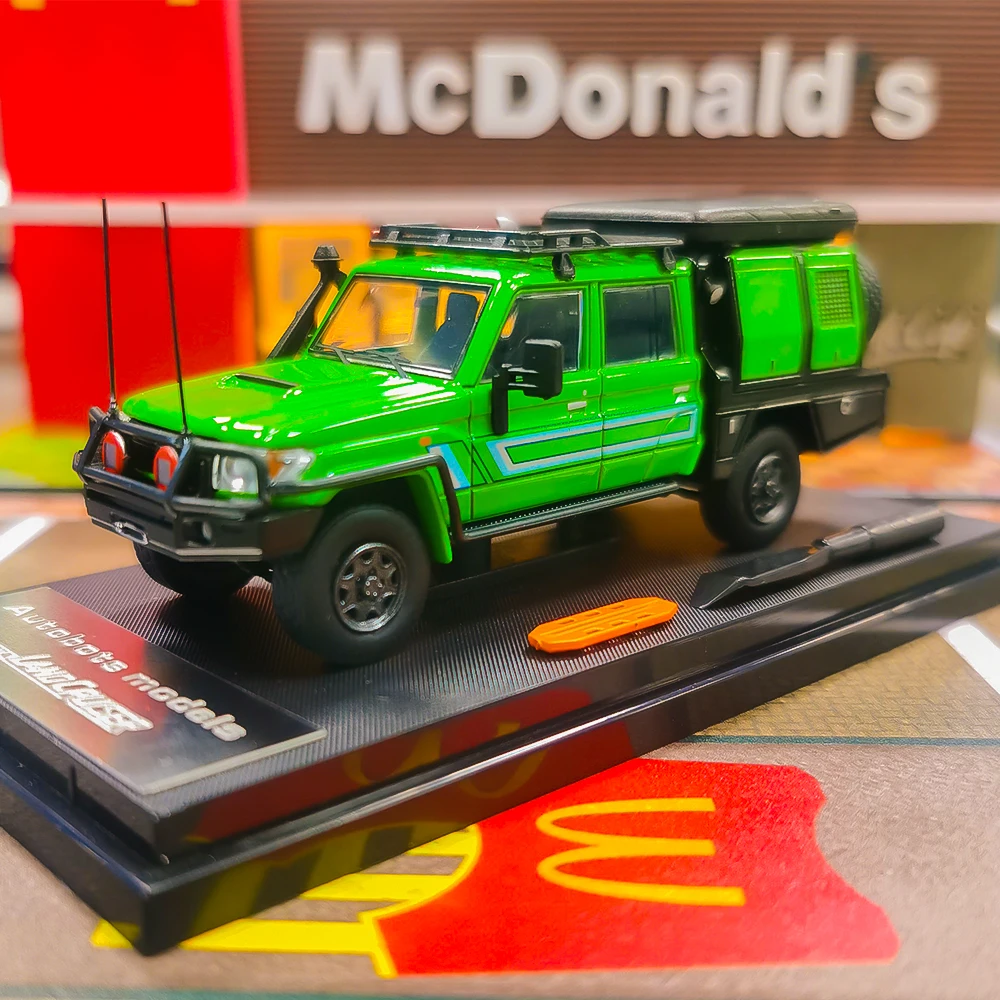 

Коллекция литых моделей автомобилей Autobots 1:64 LC79 Green, миниатюра