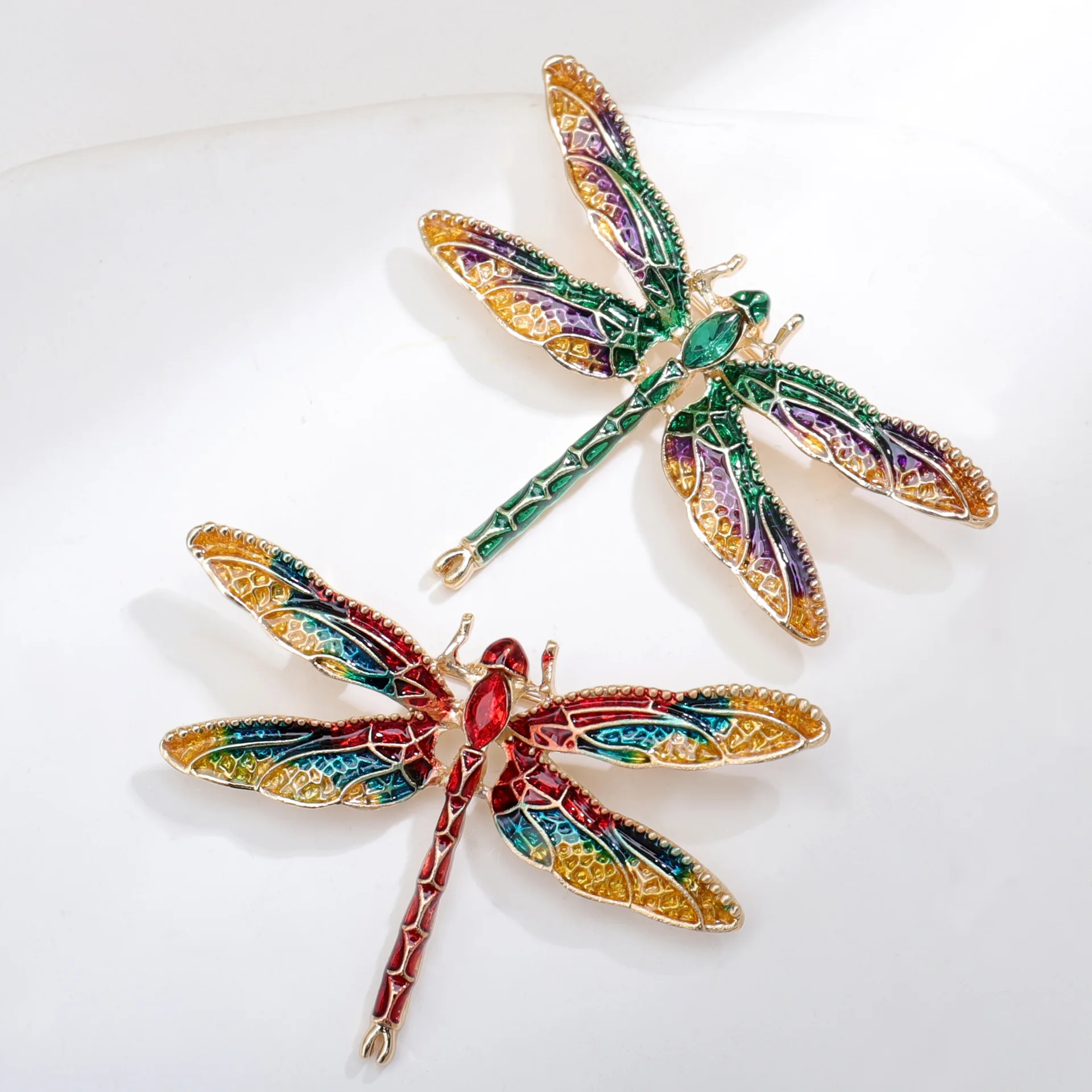 SKEDS Exquisite Classic Crystal Dragonfly Brooches Pins For Women Rhinestone Insect Series Meatl Suit Office Badges Safety Pins
