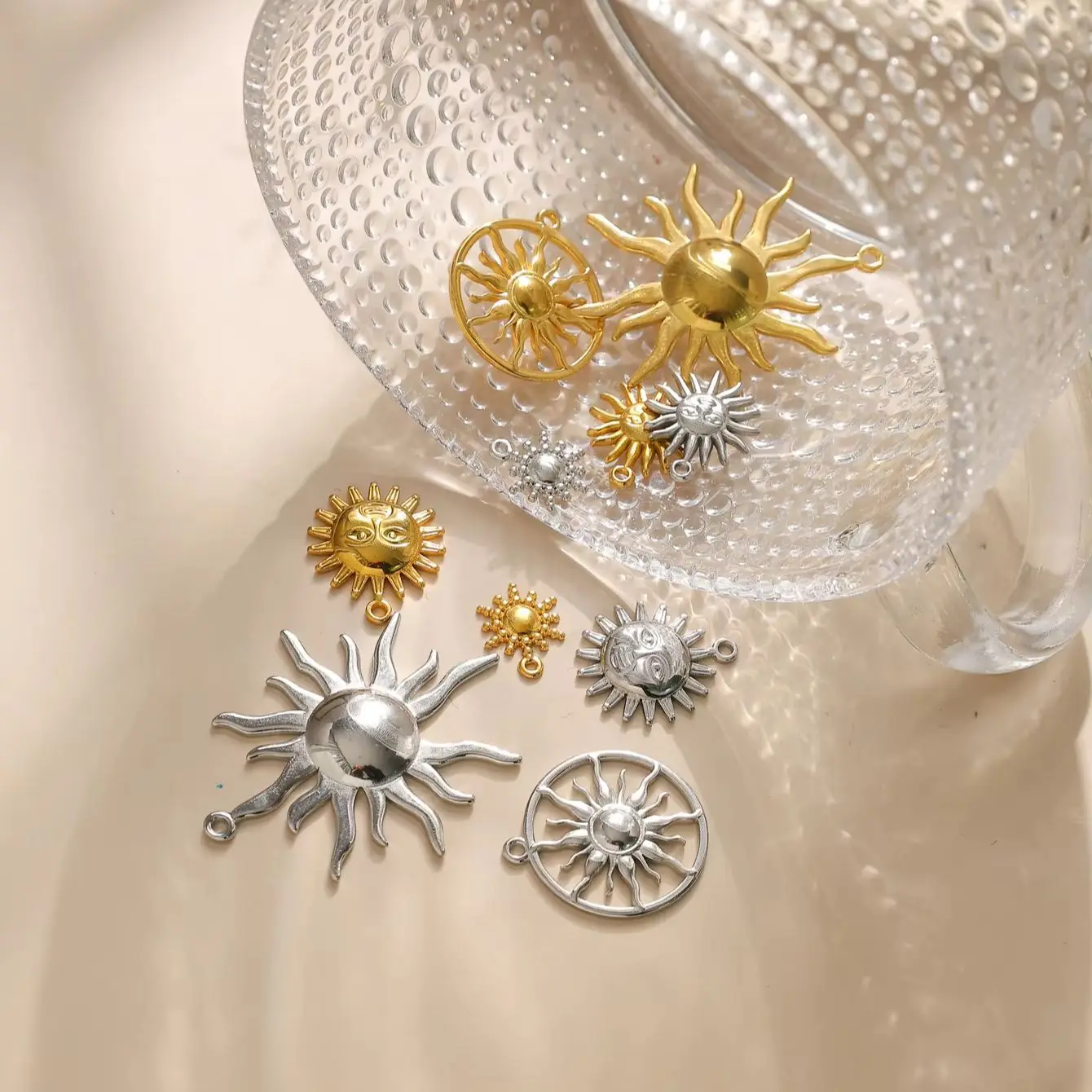 5-Piece Set: Stainless Steel Sun-Shaped Pendant (Gold & Steel Tones) – DIY Necklace & Jewelry Making Accessory