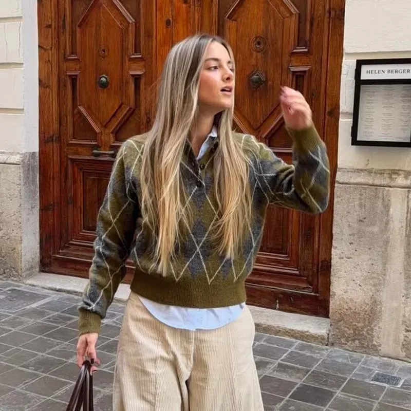 

YENKYE Polo Neck Long Sleeve Argyle Knit Pullover Women Spring 2026 Vintage Casual Crop Sweater Lady Tops