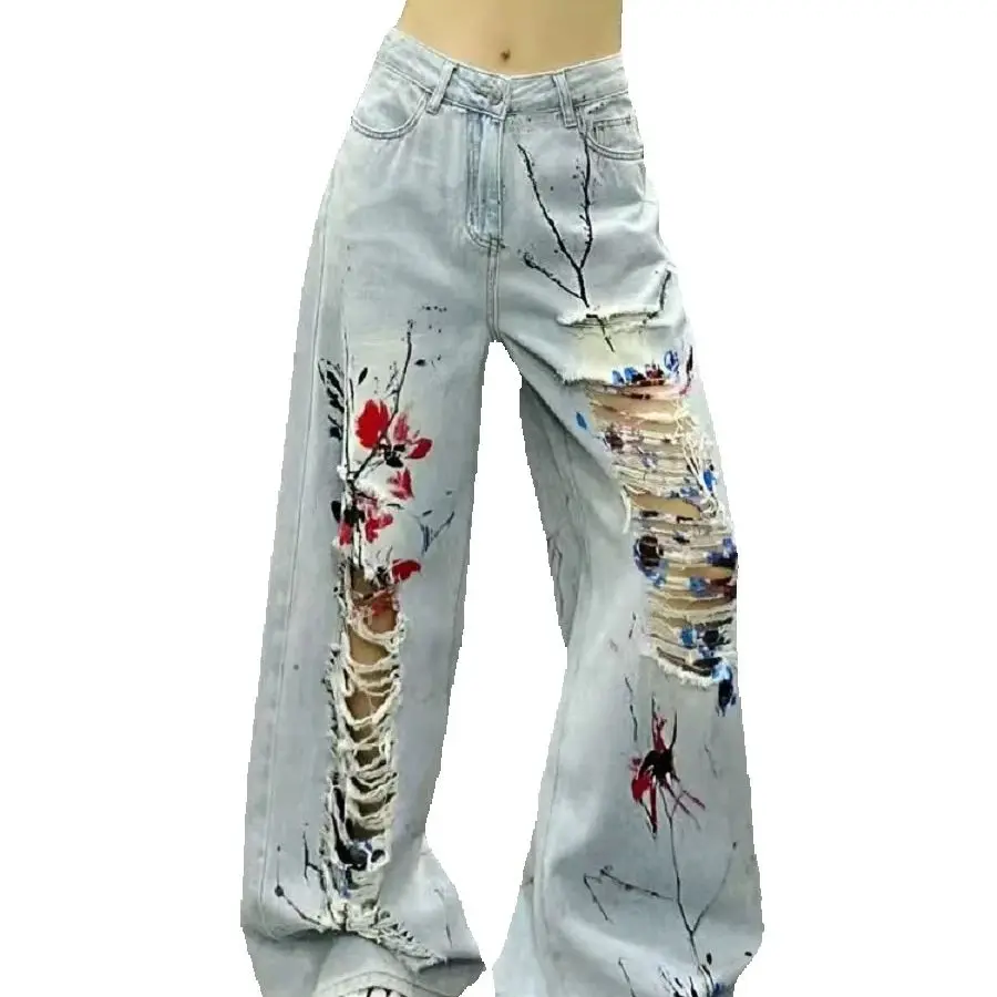 Рисунок 6 - Рваные повседневные джинсы с полым принтом