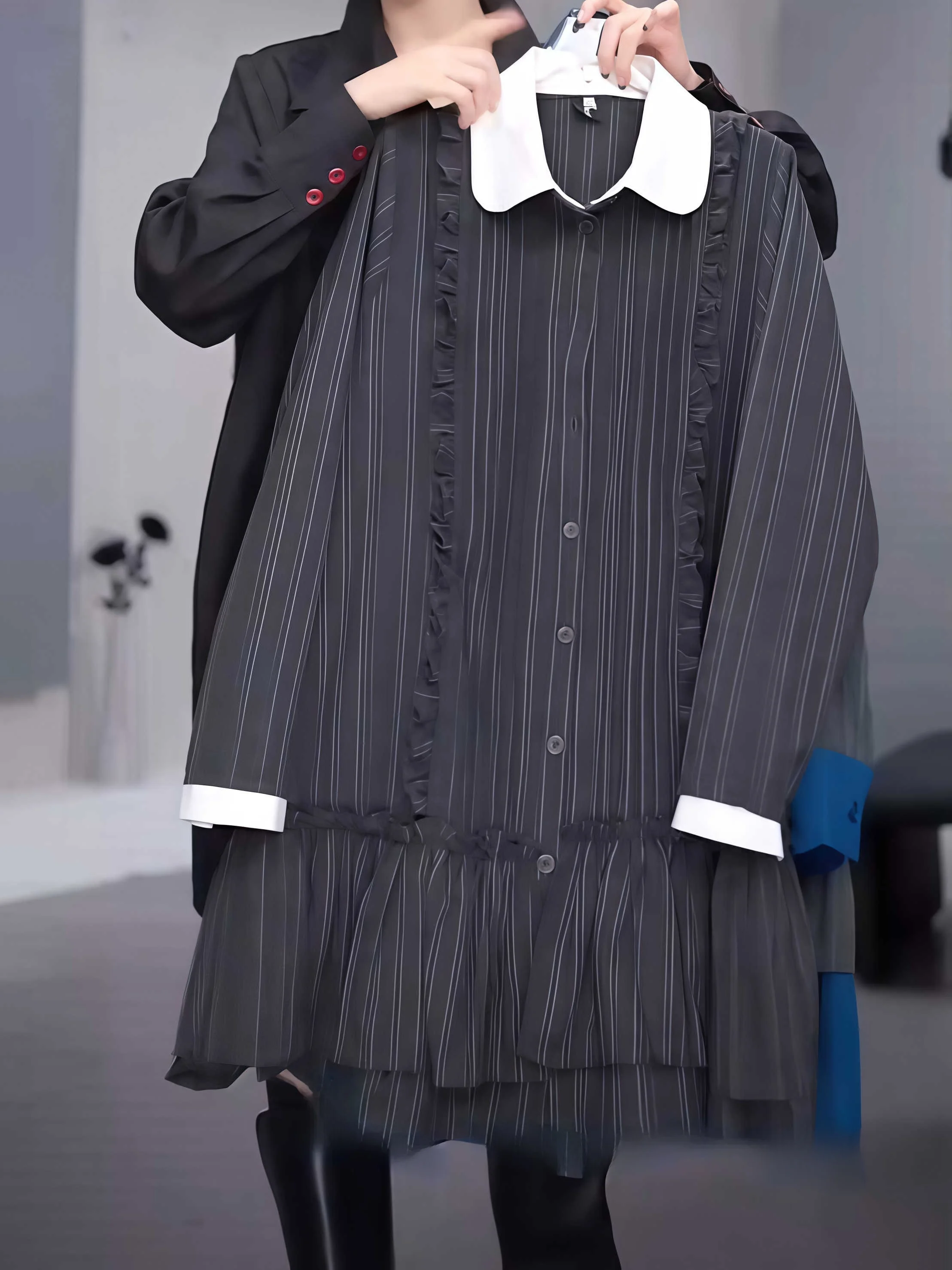 

Faionable Korean Striped Set Women's Loose Collared Dr Chic New Sle Versatile Spring Collection Casual Wear