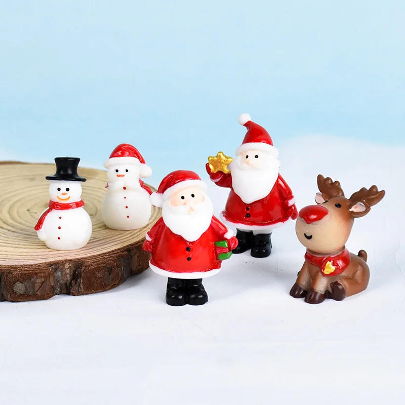 5pcs Christmas Miniature Figurines Crafts Resin Santa Claus Snowman Elk Ornaments for DIY Cake Topper Christmas Micro Landscape