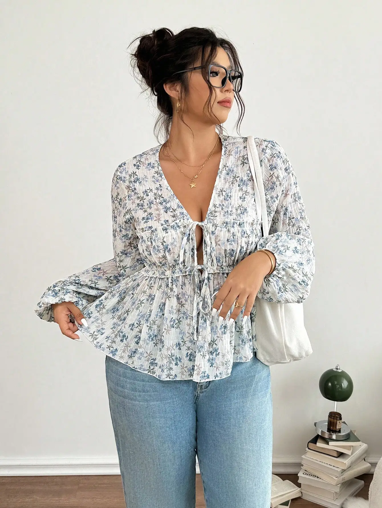 

Женская блузка с V-образным вырезом, завязками спереди и цветочным принтом, с длинными рукавами, свободного кроя, для повседневной носки