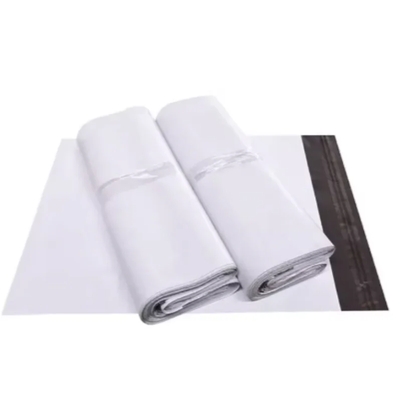 Veel witte zelfklevende verzendzakken, express mail enveloppen, opberg- en verzendzakken van plastic voor expressverzending - afbeelding 2