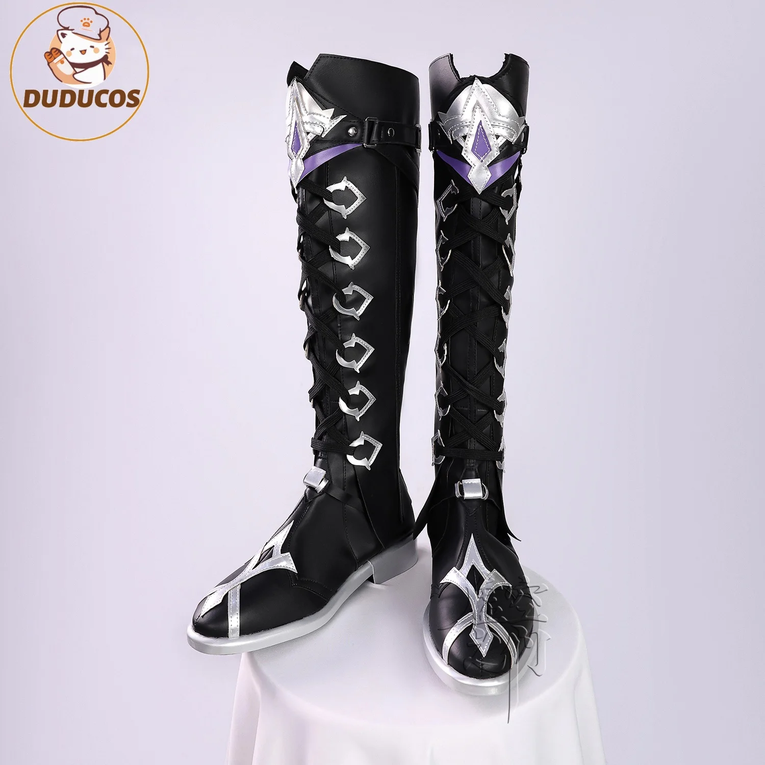 متوفر في المخزون أحذية Flins لعبة Genshin Impact DUDU الرجال أحذية سوداء طويلة Kyryll Chudomirovich Flins أحذية الهالوين التأثيرية