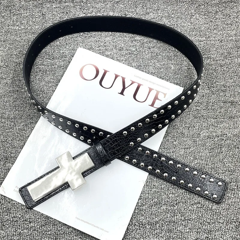 

Американский винтажный кожаный ремень в стиле Y2K с готическим средневековым узором, заклепками и крестами, в стиле вестерн-панк, для джинсов, женский