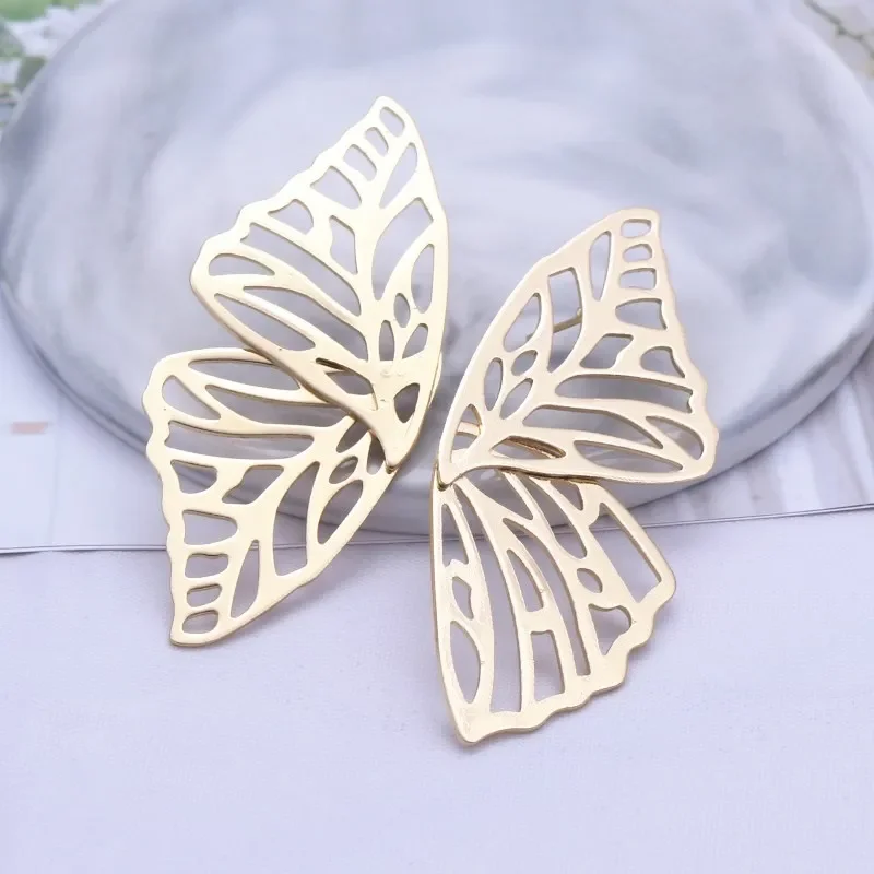 Hollow Big Butterfly Stud Earring For Women Angel Wing Temperament Pendant Earrings Party Christmas Gift Custom Jewelry