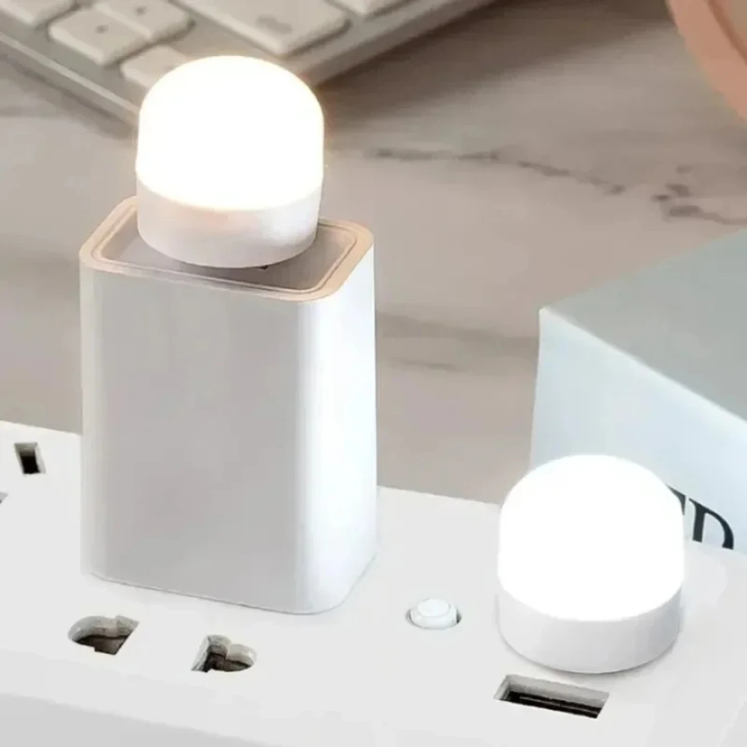 Mini LED Night Light, USB Plug lâmpada, banco de potência de carregamento, luzes do livro, rodada de proteção para os olhos, novo, 50-1pcs