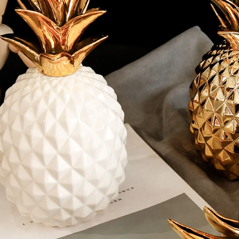 Nordic Light Luxury Ceramic Pineapple Gold Figurines Modern Fruit Statue Decoration Accessories Living Room Interior House Decor