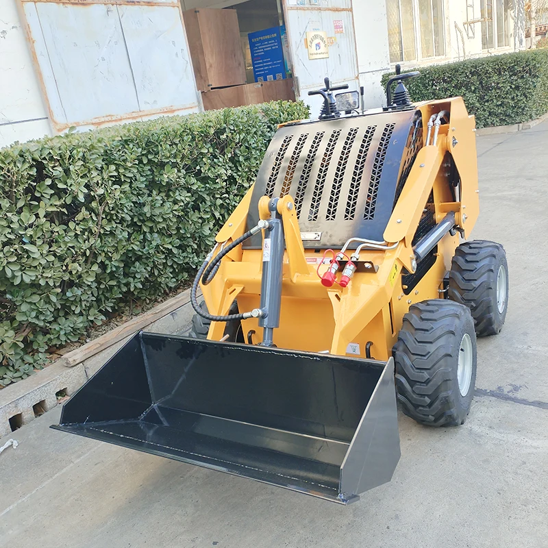 جرافة انزلاقية ذات حالة عمل عالية CE EPA EURO5 رائجة البيع جرافة ذات عجلات صغيرة S480 تسليم سريع جرافات انزلاقية صغيرة