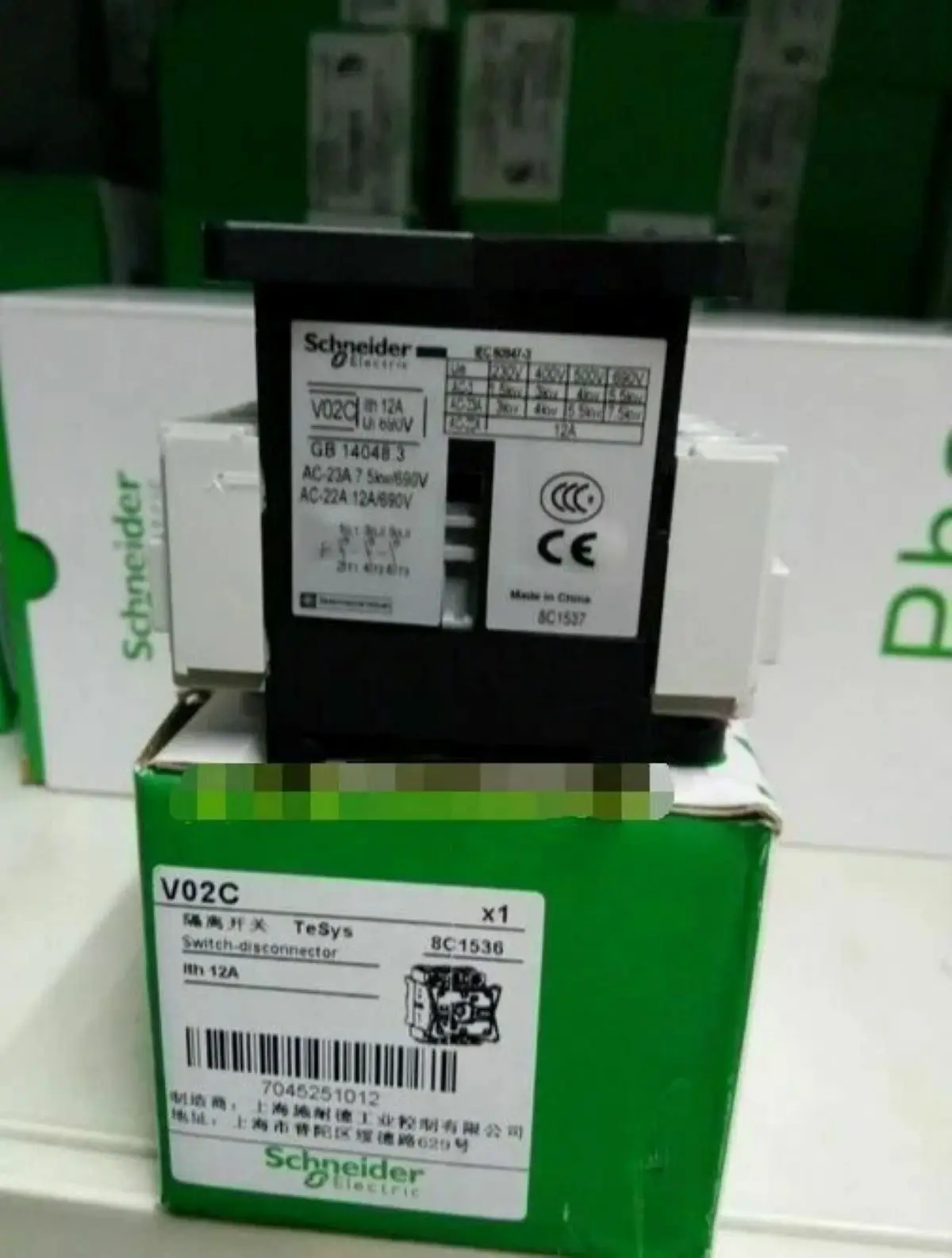 V02 V02C TeSys VARIO - Cuerpo de interruptor para interruptor-desconectador - 3 polos - 12 A