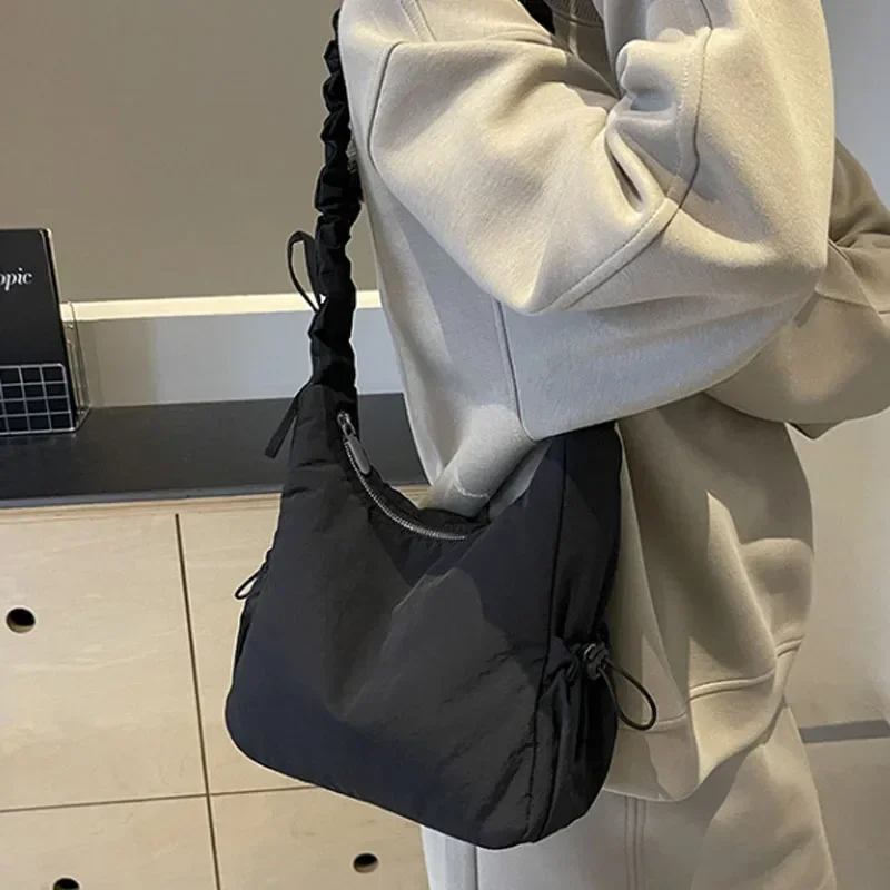 

High-quality Nylon Women's Shoulder Bag Work Style Casual Crossbody Bag 2026 New Trend Fashion Y2K Handbags Travel Shopping