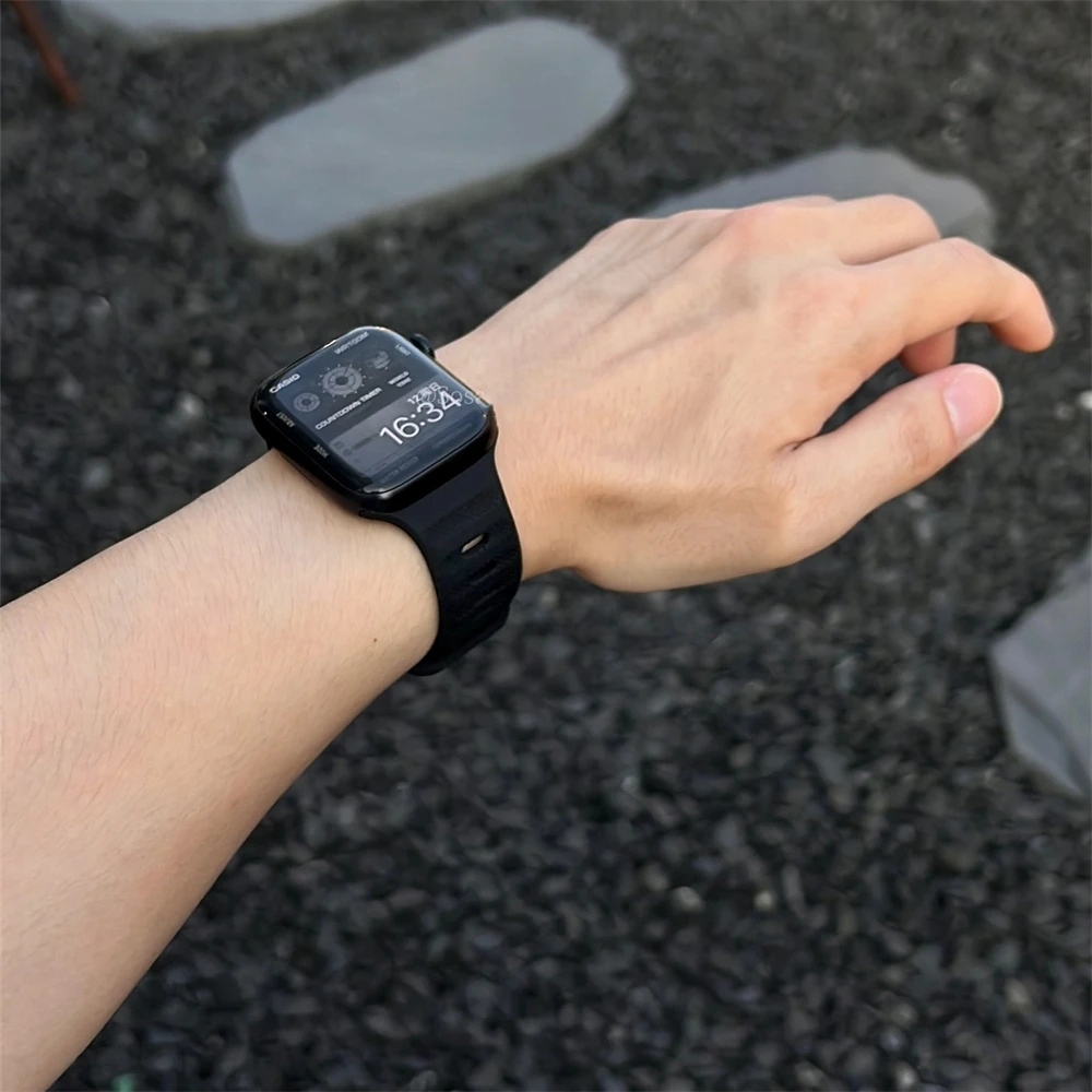 Correa de silicona suave para Apple Watch, Correa bonita con hebilla de mariposa para Series 9, 8, 7, 6, 5, 45mm, 41mm, 40mm, 44mm, 42mm, 38mm