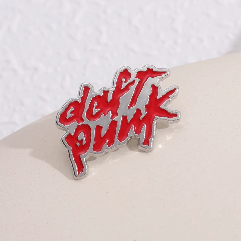 Fashion Geometry English alphabet Brooch Versatile Music Group Commemorative Badge Gift Wholesale