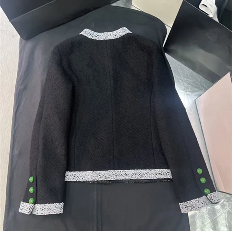Customization European women's winter 2026 new style  Long sleeves  Single-button beaded tweed coat