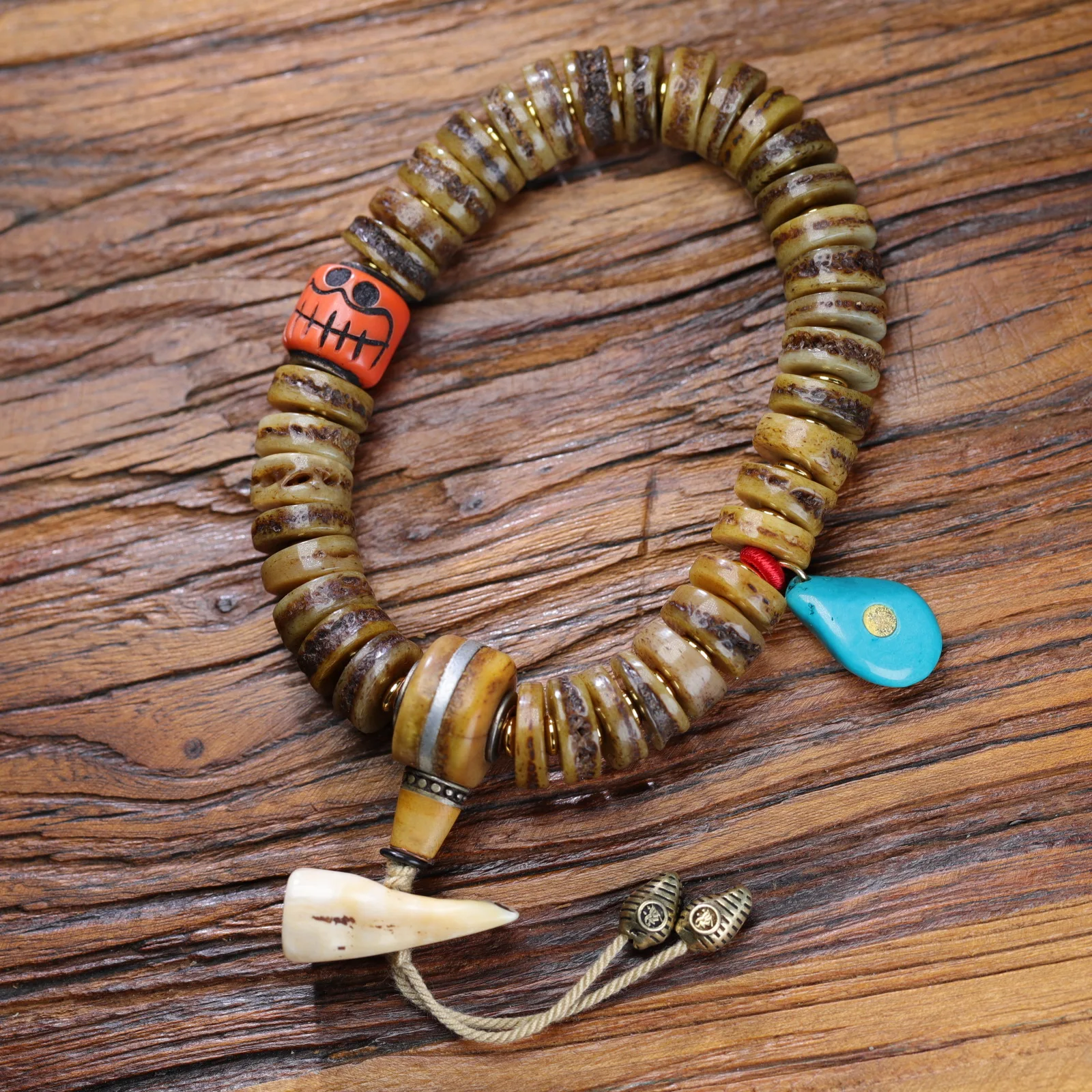 

Tibetan style cow bone bracelet Tibetan old cow bone top bone pill beads with type diy turquoise deer teeth dzi bead bracelet