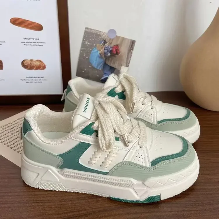 

Pop Fashion Small White Shoes Women New Spring And Autumn Leisure Sports Shoes Girls With Thick Soles Low Top Board Shoes