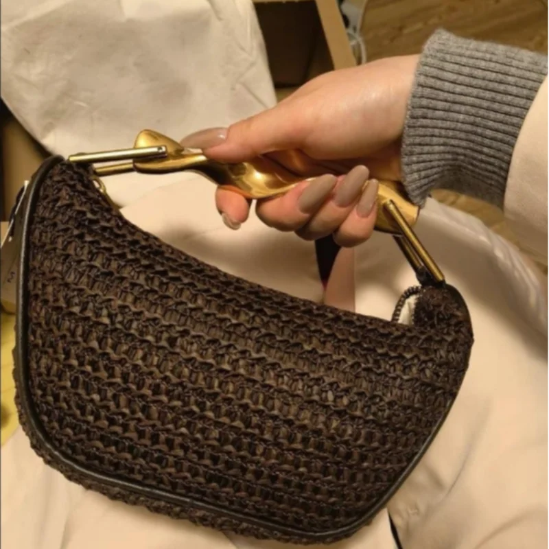 

Luxury Metal Handle Clutch Bag Women Exquisite Handmade Rattan Woven crossbody Bag Half-moon Beach Bags Roomy Straw Tote Bag