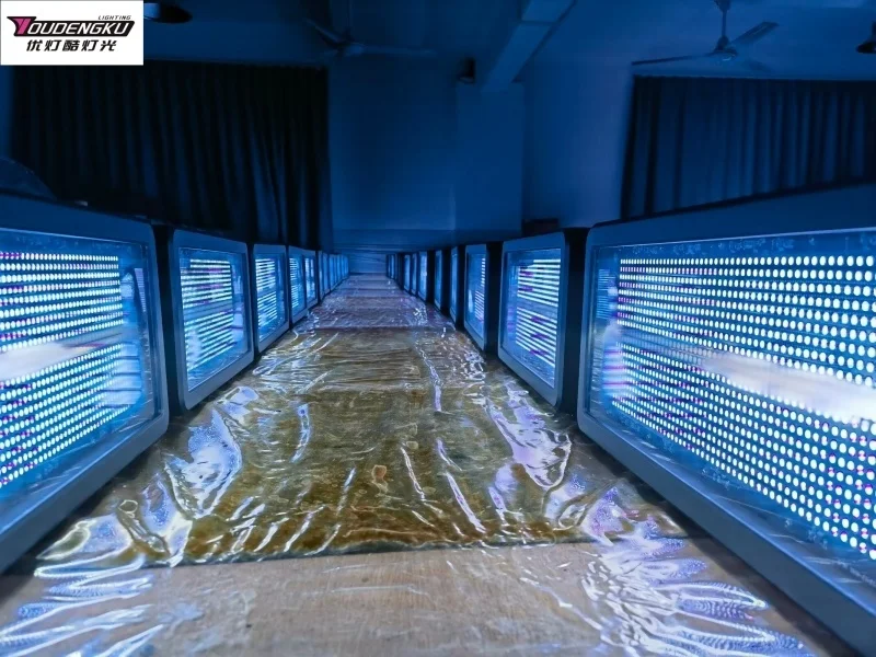 

2 pieces Outdoor IP65 12 Segments led Strobe Light RGB 400W DMX512 LED Flash Light for Party Disco