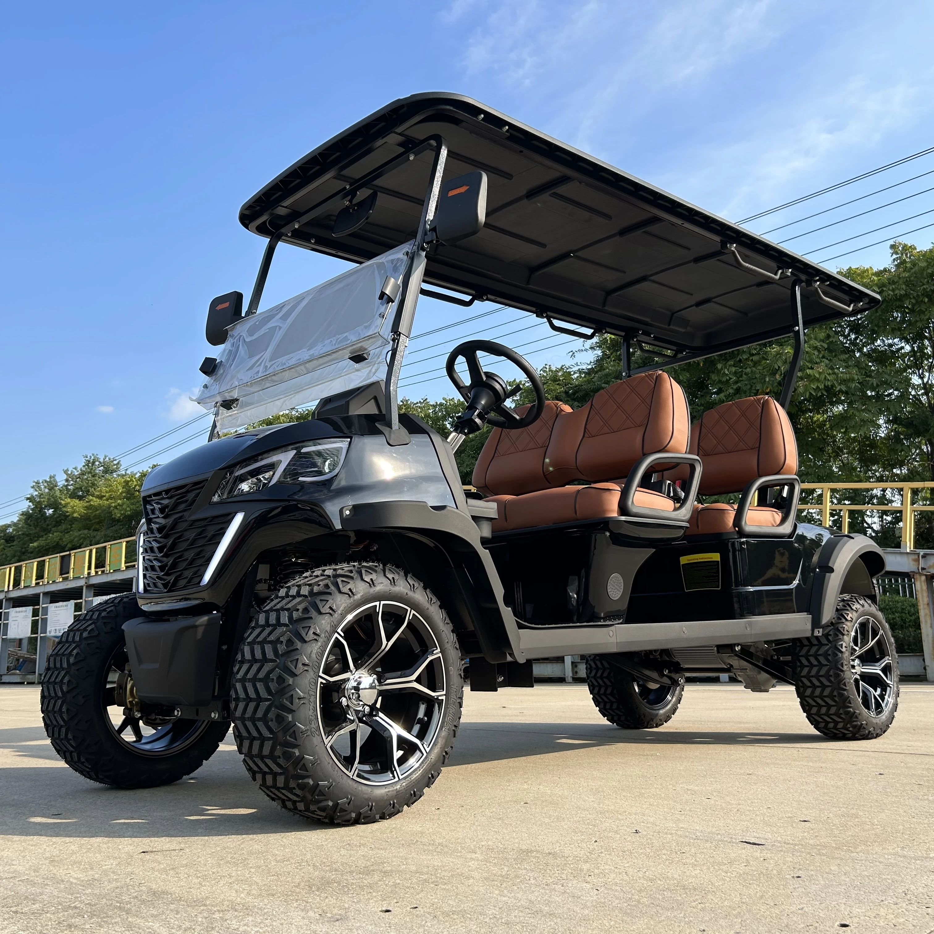 2026 New Golf Cart with Electric Sightseeing Bus Electric Hunting Car All-Terrain off-Road Vehicle 4kw 5kw Brushless Motor