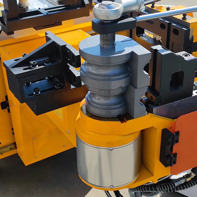 آلات Guigong DW38CNC4A2S آلة ثني الأنابيب المعدنية ذات الطبقة المزدوجة الأوتوماتيكية بالكامل باستخدام الحاسب الآلي الهيدروليكية S على شكل ثعبان