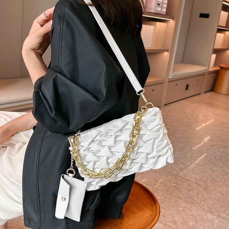

2025 New girls' single-shoulder bag, for work, commuting, comfort belt, high-end handbag, European business fashion