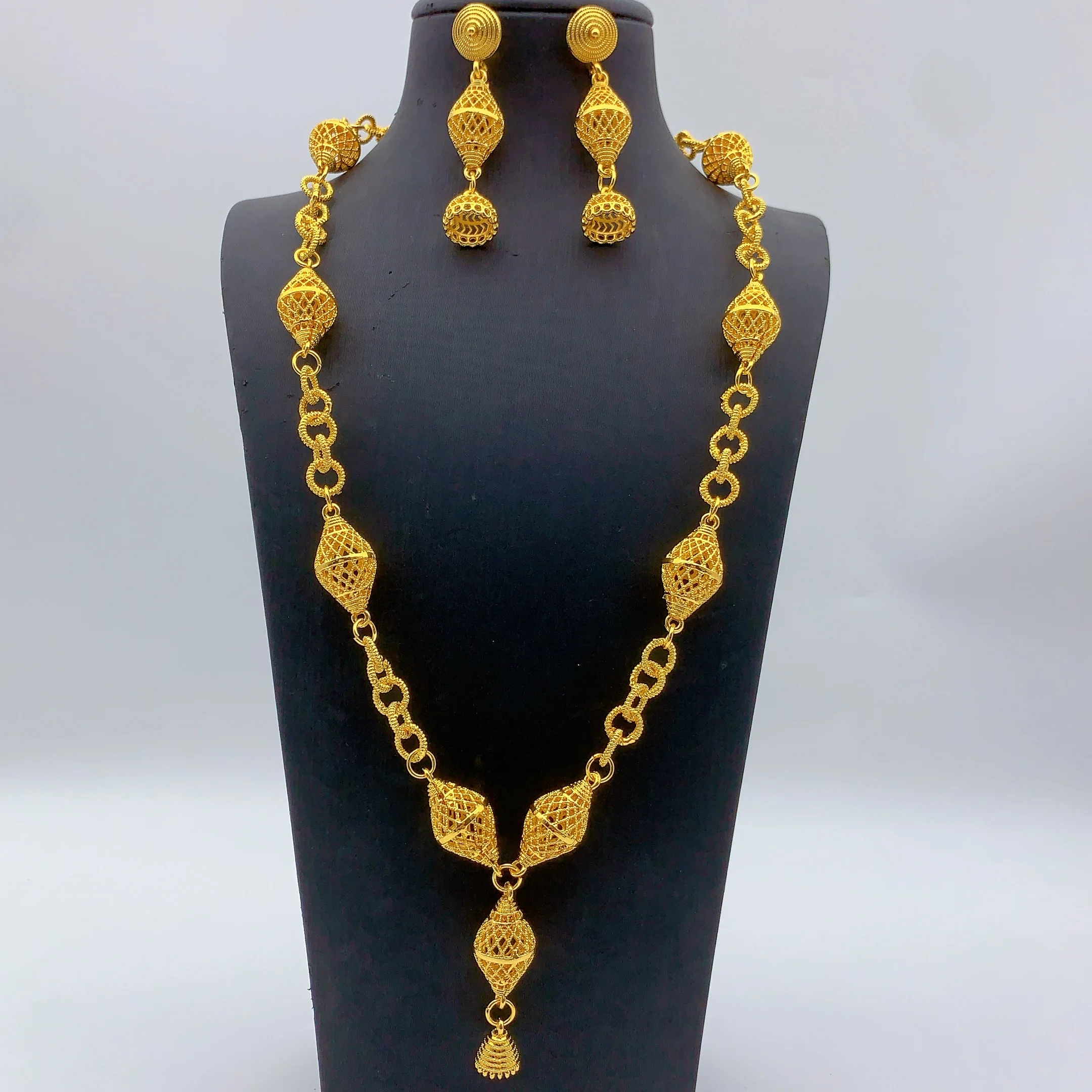 Brasilianisches 24-Karat-vergoldetes Schmuckset für Frauen, Hochzeit, lange Halskette, Ohrringe, Schmuck, Dubai, nigerianische afrikanische Braut-Sets