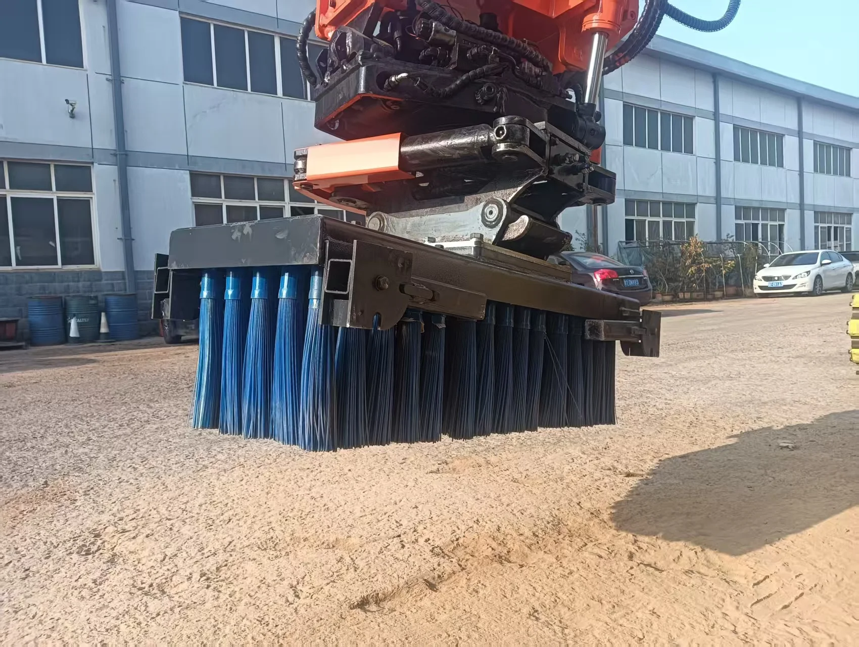 SLN Brand 2025 Model High-efficiency Sweeper Brush For Construction Machinery Attachments
