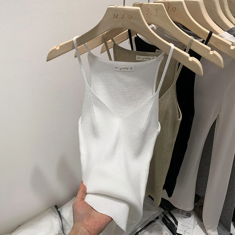 2025 المرأة الصيف نمط سترة دون أكمام بلون سليم صالح الخامس الرقبة محبوك القمم المألوف تنوعا قاعدة طبقة متماسكة تانك القمم