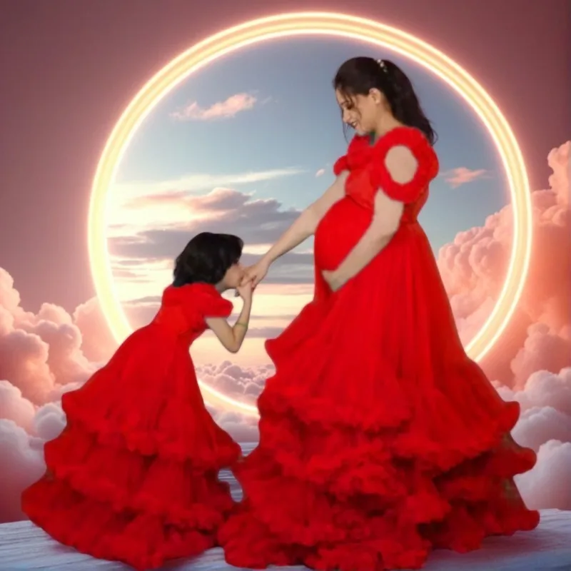 فساتين صور الأمومة المنتفخة للأم والبنت - تول أنيق متدرج - تكدرت خارج الكتف لالتقاط الصور أثناء الحمل، استحمام الطفل