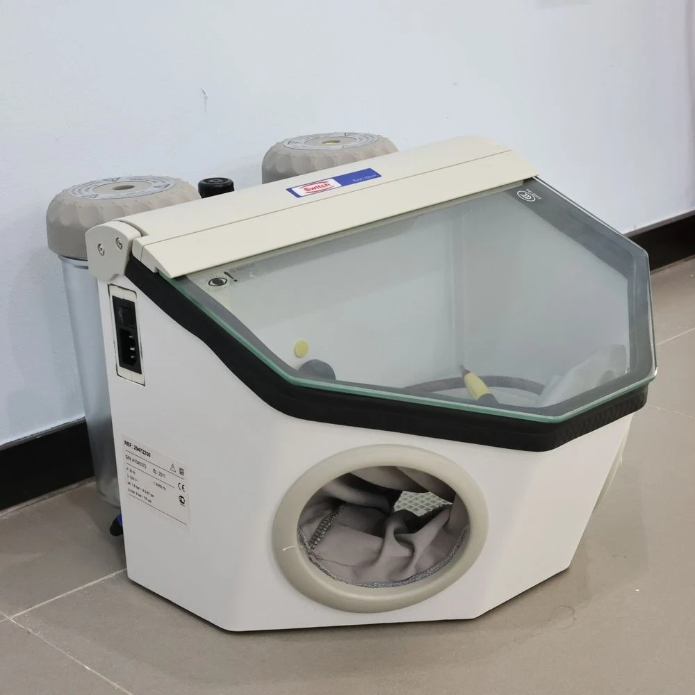 La sabbiatrice per gioielli tipo penna PS-7 Camera Jet 20L con 2 penne 110V/220V