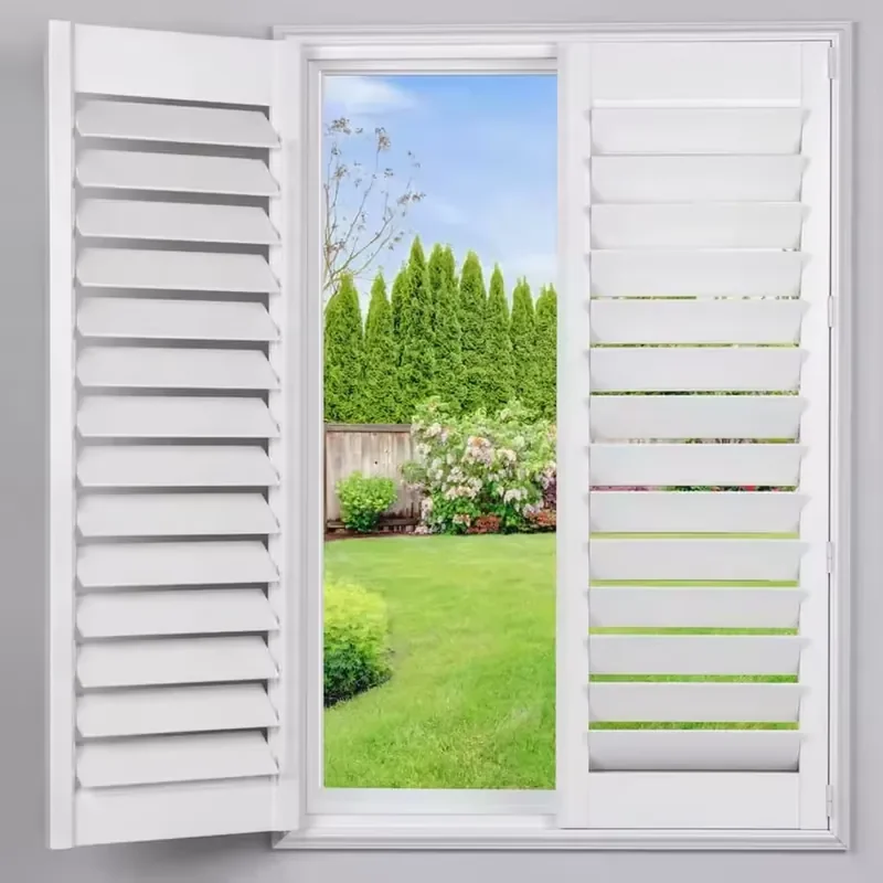 China Supplier Factory Wholesale Interior Bi-fold Window Shutters PVC Faux Wood Window Shutters and Blinds