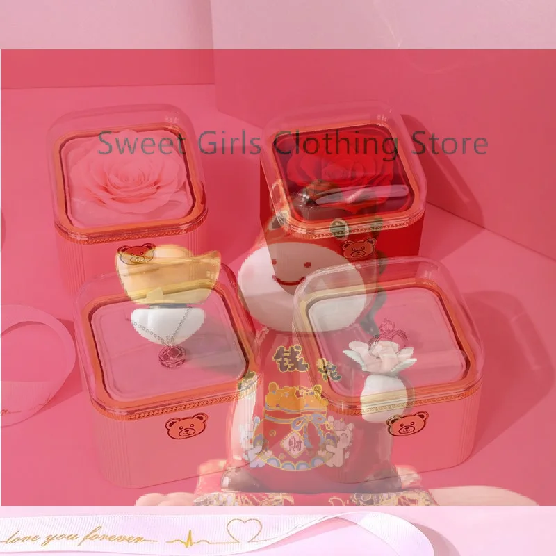 

【XJ】Модная милая вращающаяся коробка-футляр для ожерелья с розой, романтическая пылезащитная автоматическая пластиковая коробка для хранения ожерелья, подарок на день рождения