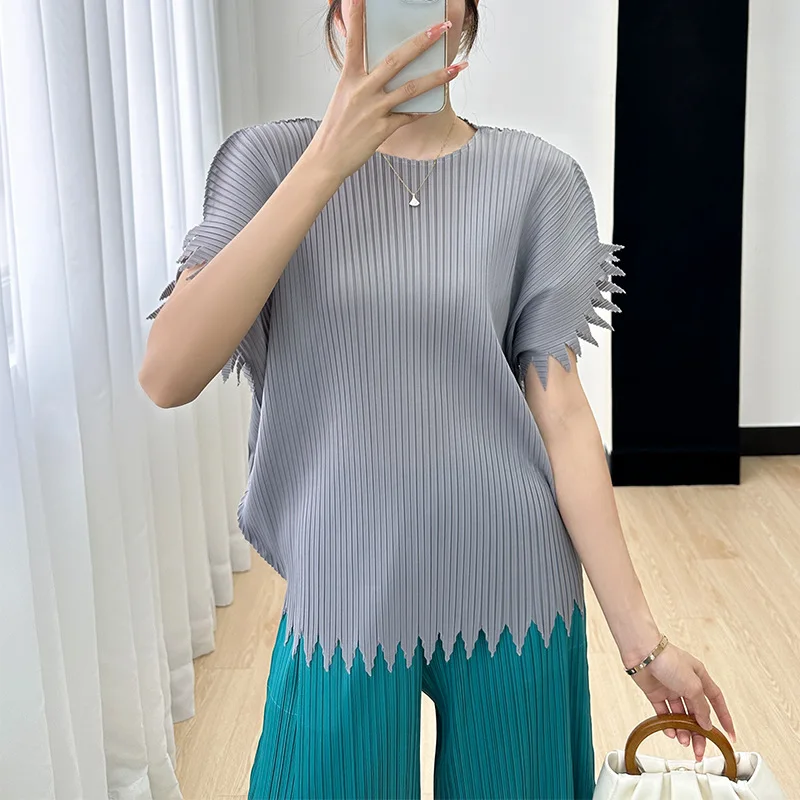 

Miyake T-shirt Tassel Half Sleeve Women's Clothing 2023 Summer New Round Neck High-end Pleated Temperament Loose Slim Top