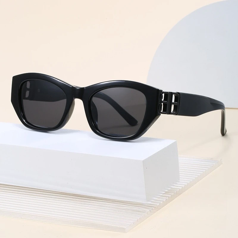 

2025 Новые поляризационные солнцезащитные очки «кошачий глаз» в стиле ретро, маленькая оправа, защита от ультрафиолета, модные высококачественные модные очки унисекс для женщин и мужчин