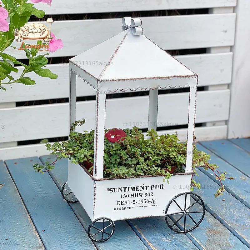 Japanese retro wrought iron old four-wheeled flower cart cart flower basket balcony garden decoration flower utensils