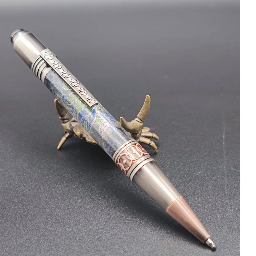 

"Hot Wheels" Chinese Style Song Brocade Satin Hangzhou Silk Pen Barrel Gel Pen Rotating Core Intangible Cultural