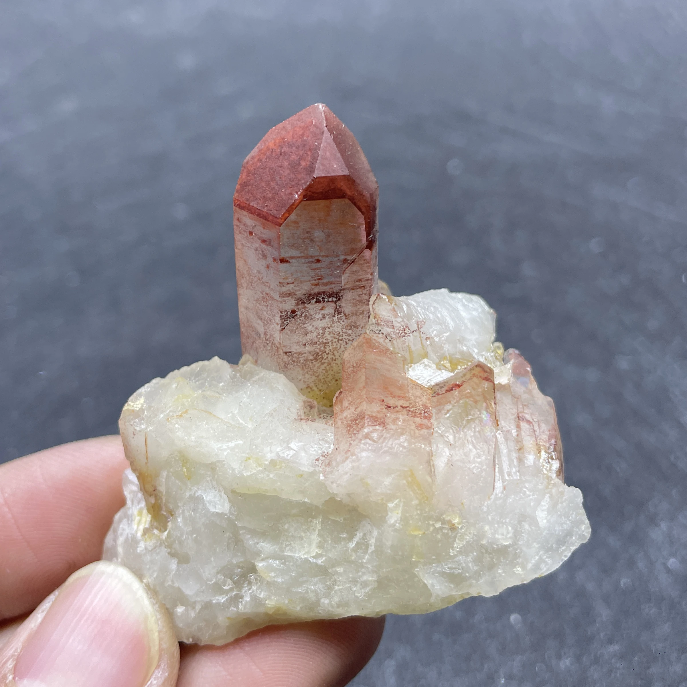43g Natural Stone Red Crystal Quartz Cluster Red Shadow Mountain Mineral Specimen Raw Rock Decoration Rough Polished Healing L15