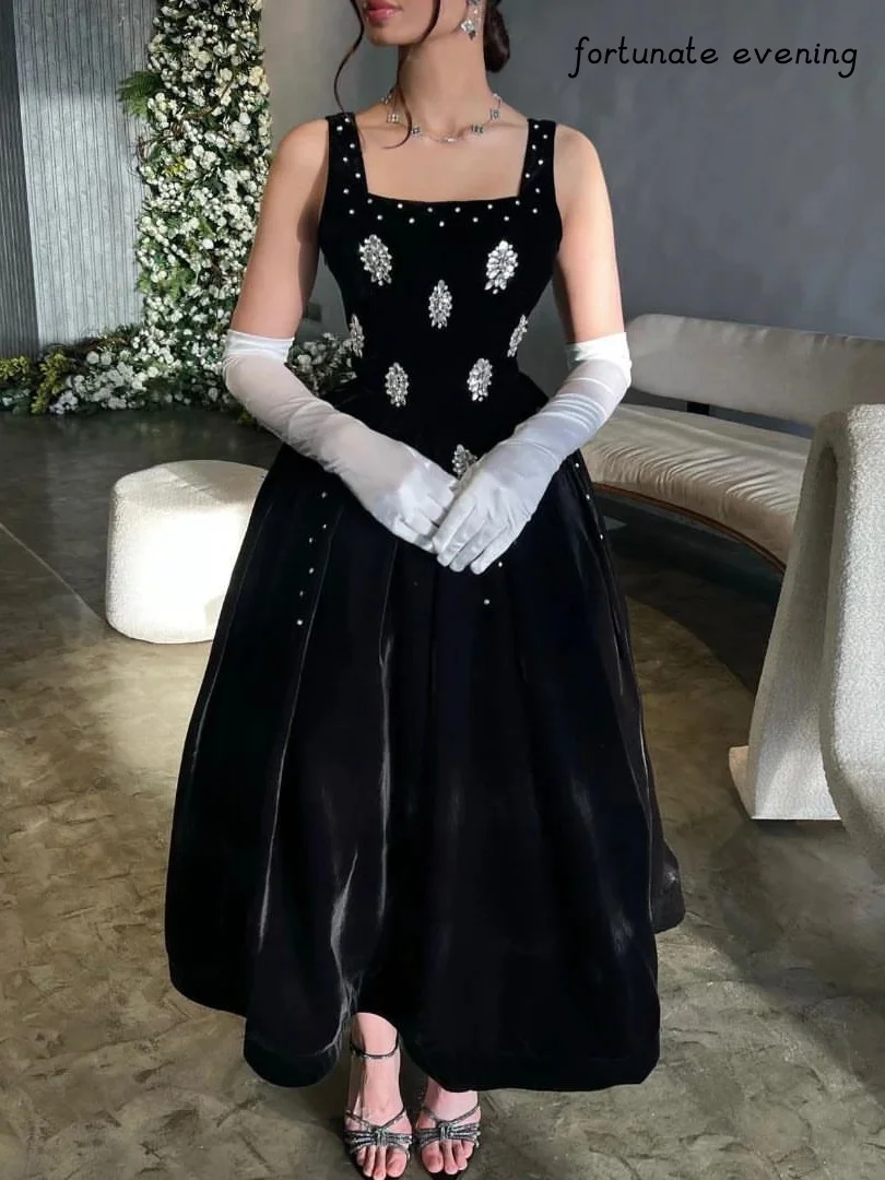 Fortunate Evening Elegant Vintage Sexy Black Velvet Crystal Beading Gloves Formal Occasion Prom Dress Evening Party Gowns