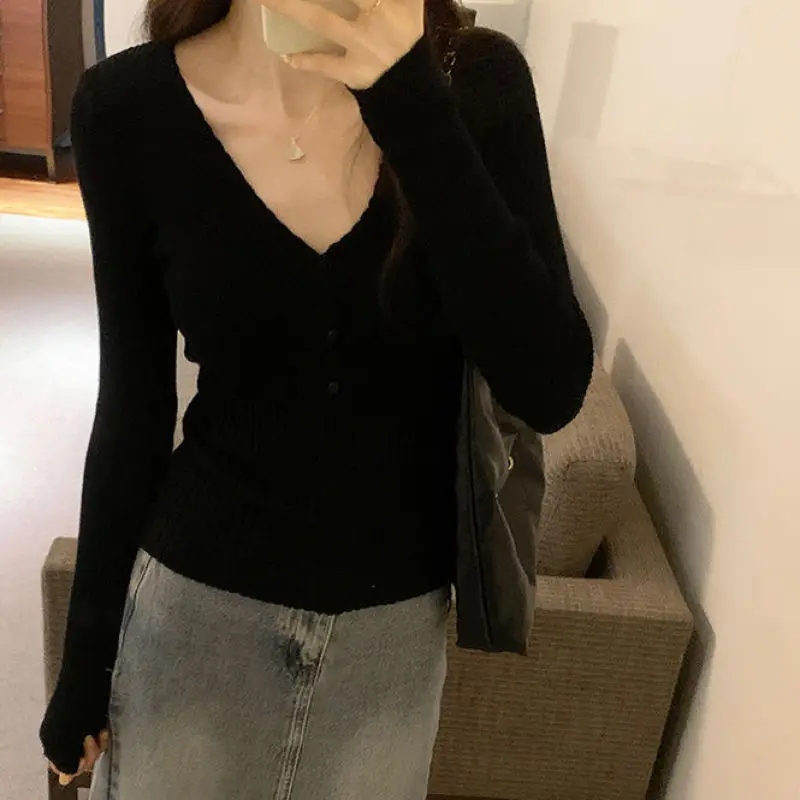 Autumn Winter V-Neck Screw Thread Solid Color Button Sweater Knitted Women\'s Clothing Long Sleeve Office Lady Sweet Chic Tops