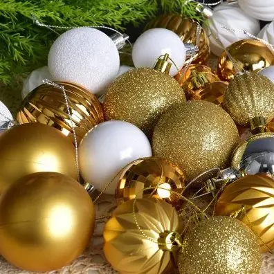 クリスマスデコレーション-20個入り-ゴールド、シルバー、ホワイト、ブルーのプラスチック製電気メッキボールペンダント-4-6cm-クリスマスツリー用
