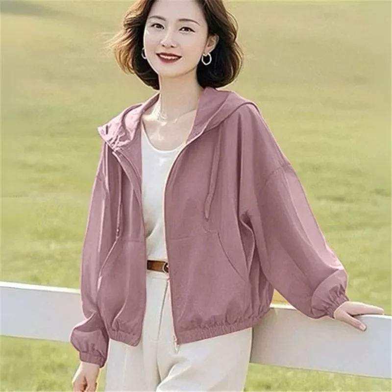 Sunscreen Clothes for Women Hooded 2025 Summer Stylish Casual Lazy Versatile Lightweight Sun Protective Coat for Women Loose Fit