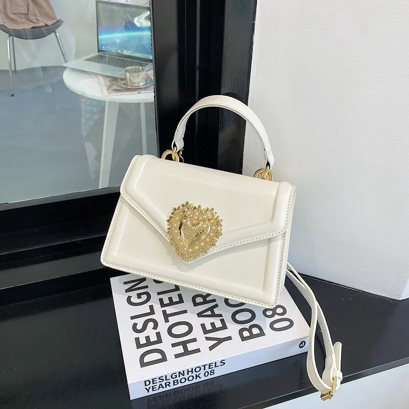 

Chain Crossbody Envelope Bag 2026 New Trend Fashion Women's Shoulder Bag Premium Foreign Commuter Handbag