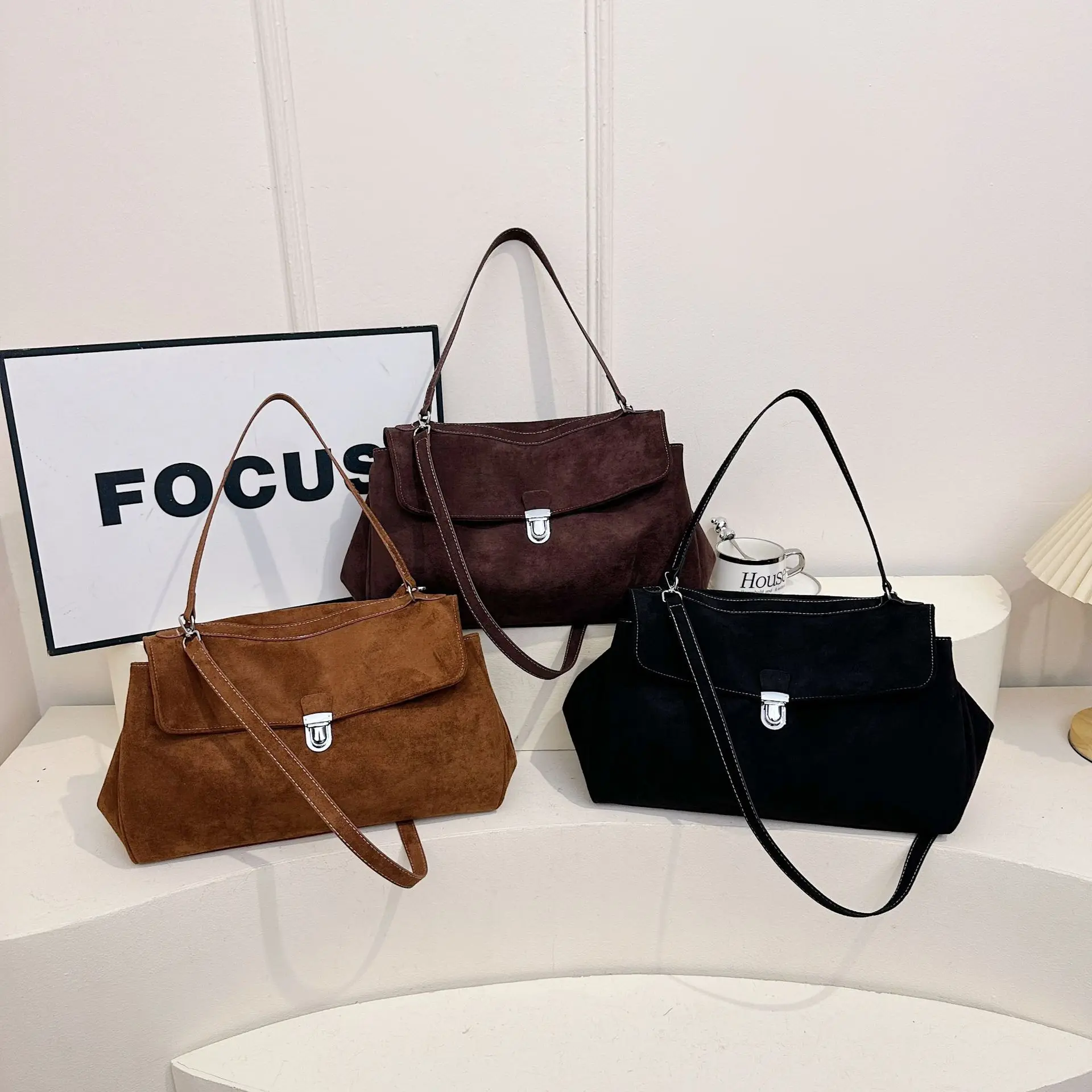 

2025 New Vintage Underarm Bag for Women, Genuine Leather Large Capacity Multi-way Shoulder Crossbody Purse, Retro Chic Work Tote