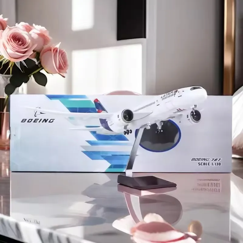 Новинка 2023 года, масштаб 1:150 LanChile LATAM Airlines Boeing 787, литая под давлением модель авиакомпании, полимерный самолет, коллекция игрушек, дисплей